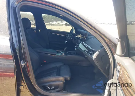 2019 BMW 530I xDrive from USA, damaged, VIN WBAJA7C56KWW28546